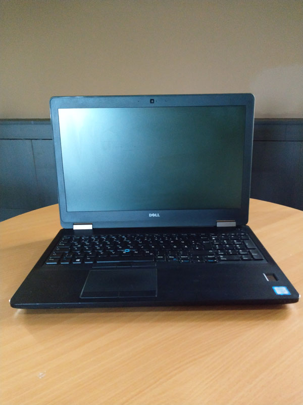 Dell Notebook LATITUDE E5570